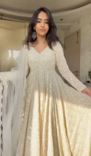 Attractive Lakhnavi White Anarkali