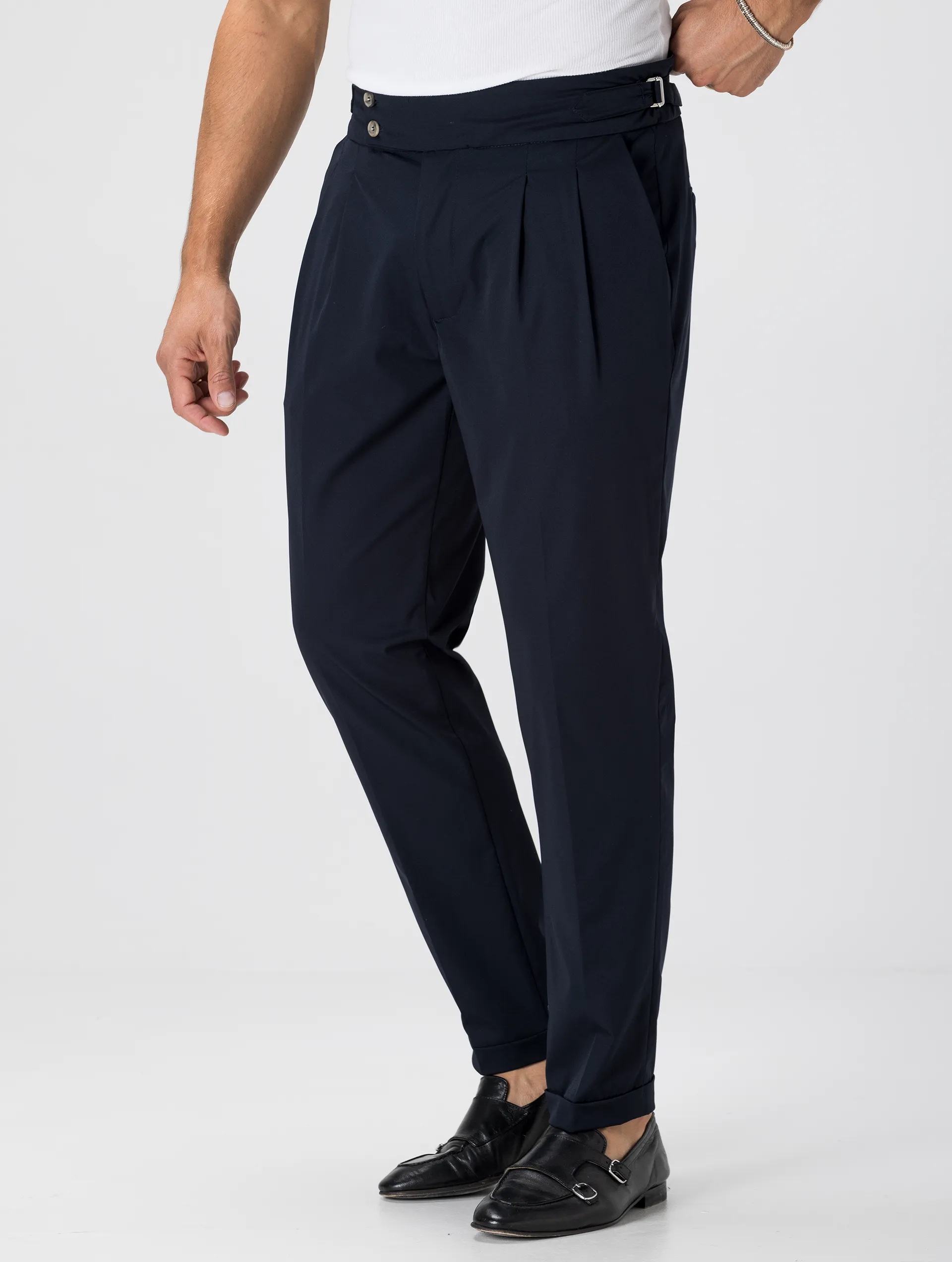 CALEB TECH DOUBLE PINCES PANTS IN BLUE