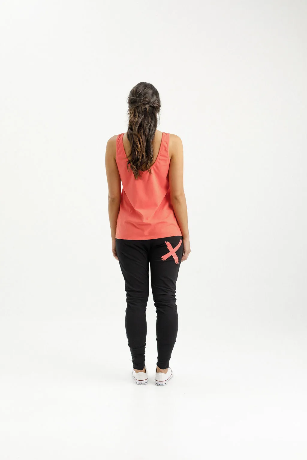 Homelee Apartment Pants - Black with Berry X