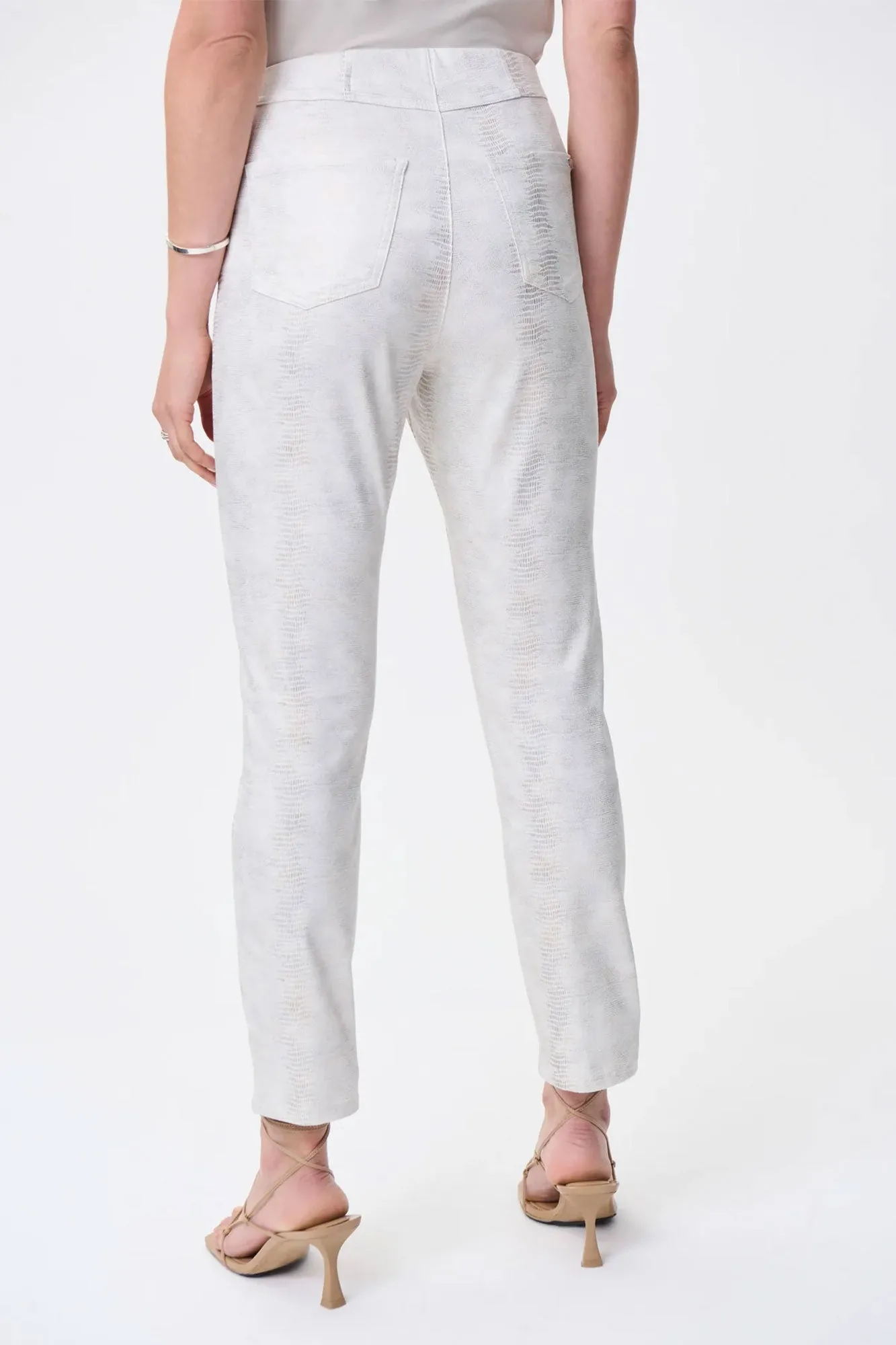 Joseph Ribkoff- Python Print Slim Crop Pant