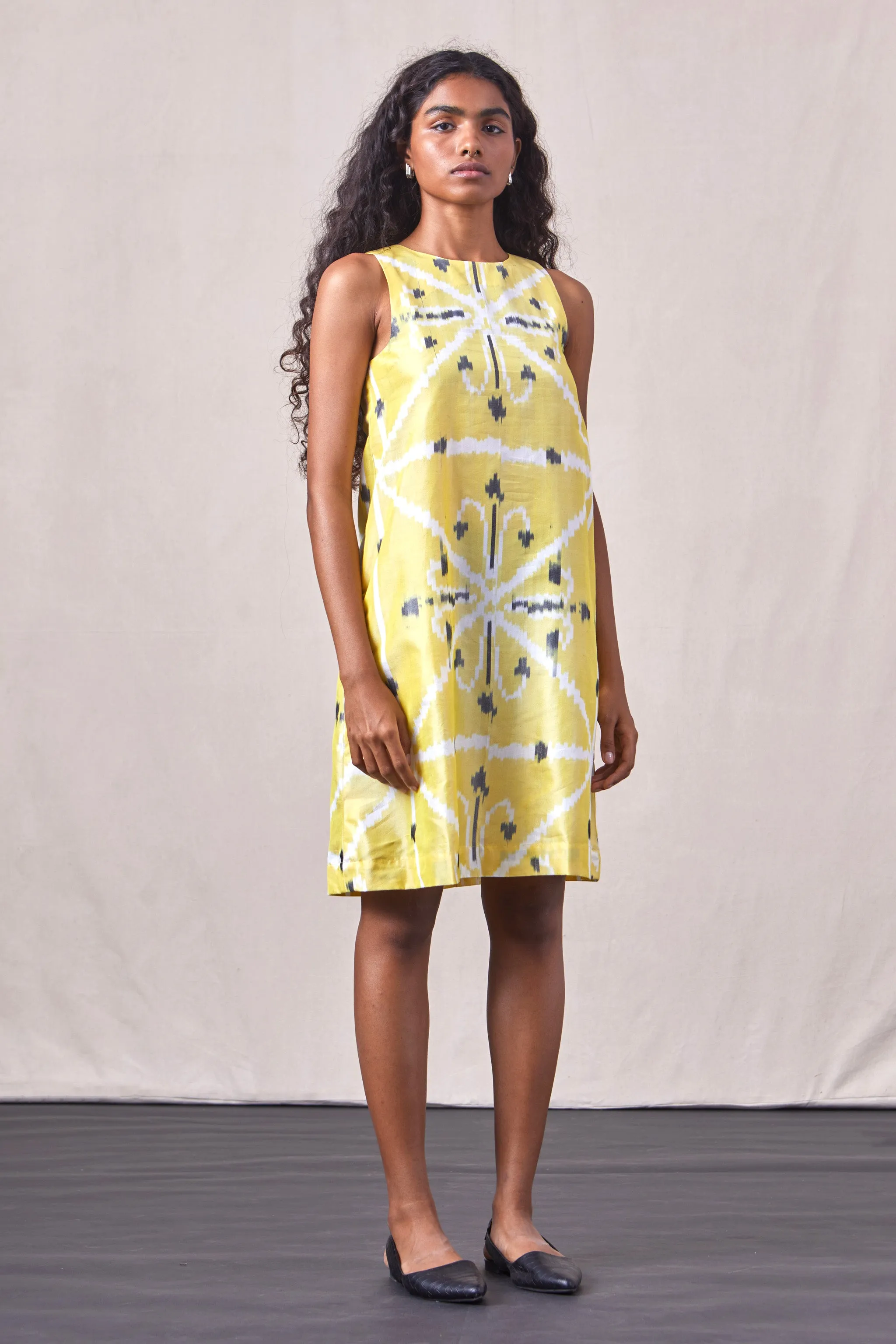 Kaḷai - Dress