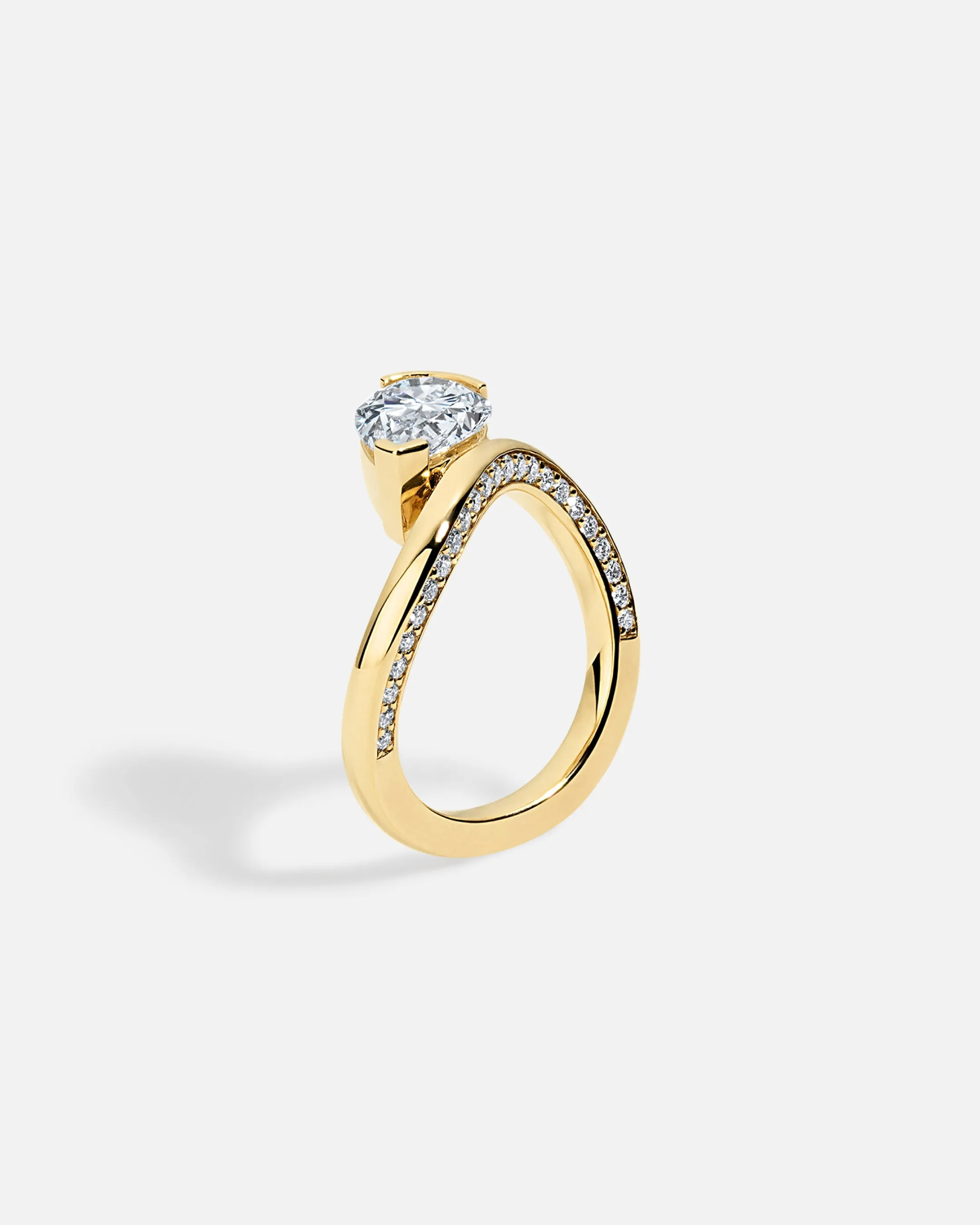 LAGUNA Wave Ring   Half Bezel