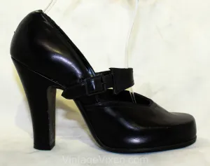 Size 4.5 Black Shoes - Unworn 1940s Leather High Heels with Snub Toes & Avant Garde Jagged Strap - Small Sized Shoe - 40s Deadstock - 4 1/2